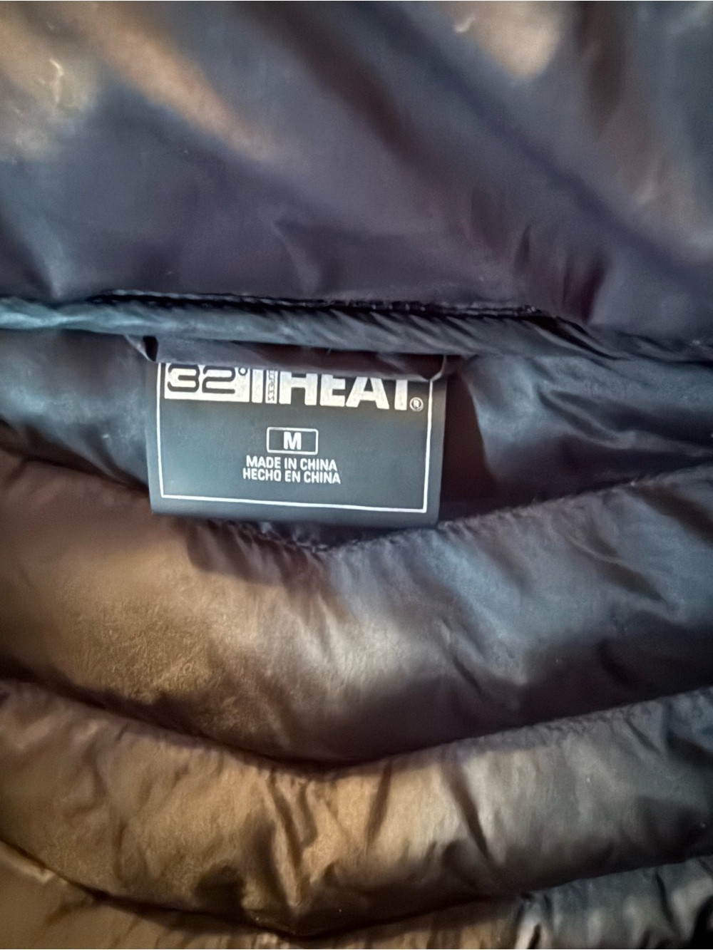 32 Degrees Women's Lightweight Black Hooded Packable Puffer Coat - Picture 3 of 3